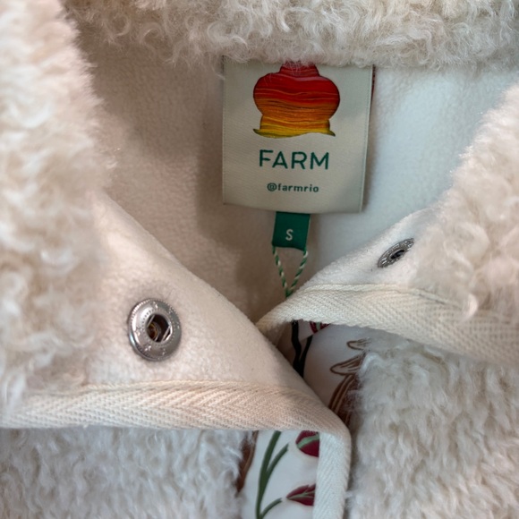 Farm Rio: Cream Rococo Flowers Bomber
Fleece Jacket - Picture 10 of 14